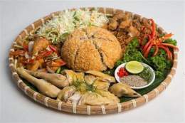 ảnh chụp màn hình gà lên mâm đà lạt