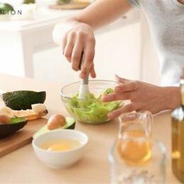 cách chăm sóc da mặt bằng trứng gà