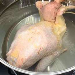 cách nhận biết gà luộc đã chín