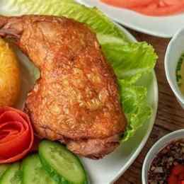 cơm da gà cô nga