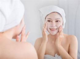 tính năng nổi bật trắng da toàn thân bằng trứng gà